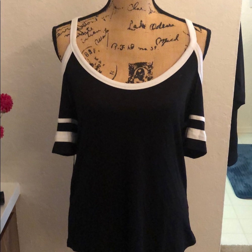 Express black and white cold shoulder top